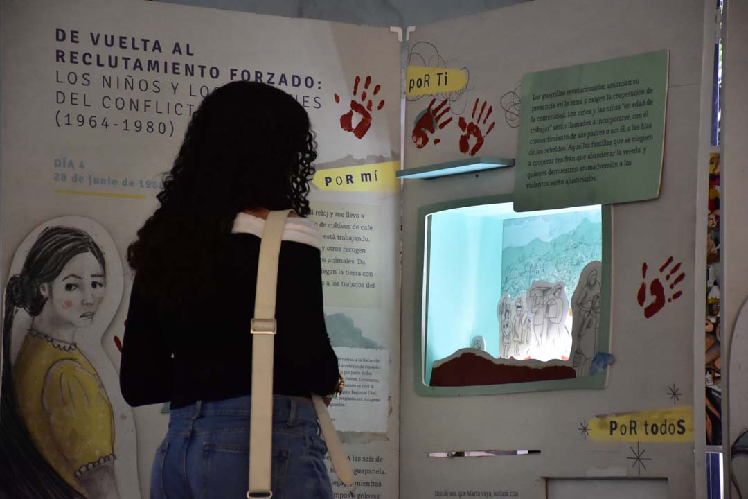 Imagen conmemoración del Día de las Manos Rojas en el Museo Casa de la Memoria (1)