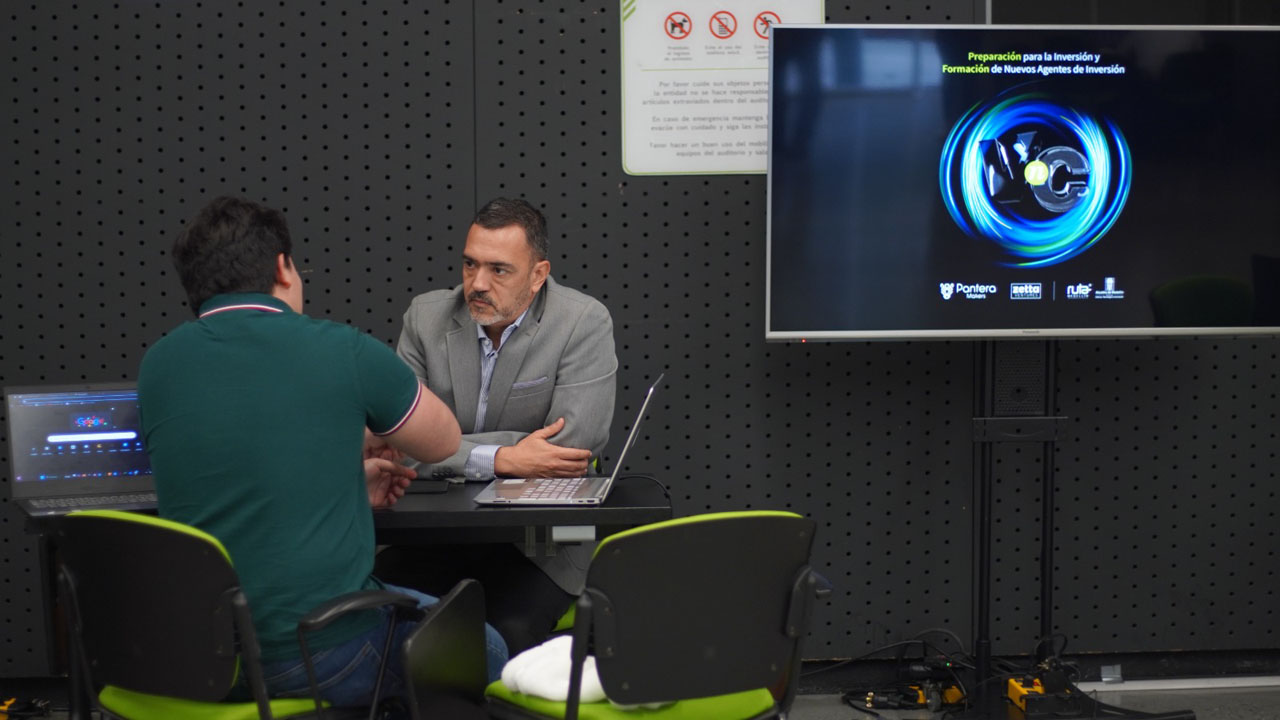 Imagen convocatoria para 300 startups para recibir herramientas de acceso a capital (1)