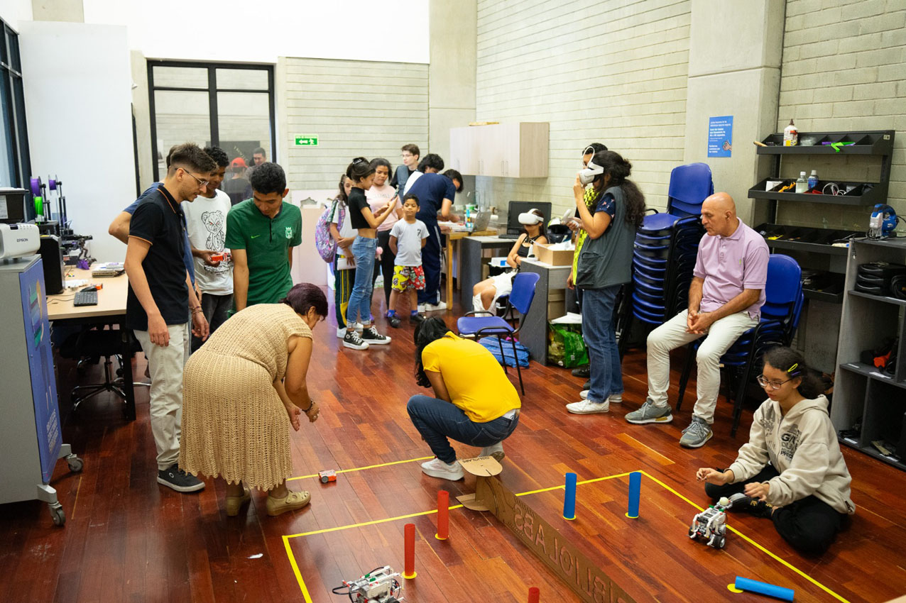 Imagen formación digital en bibliotecas públicas (2)