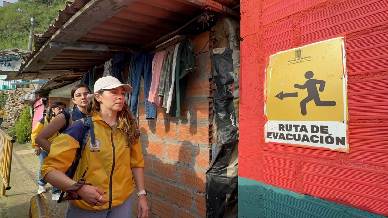 Imagen habitantes de zonas de alto riesgo de Medellín inversión