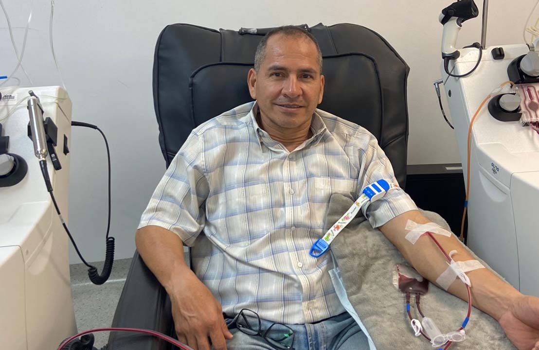 Imagen héroe donando