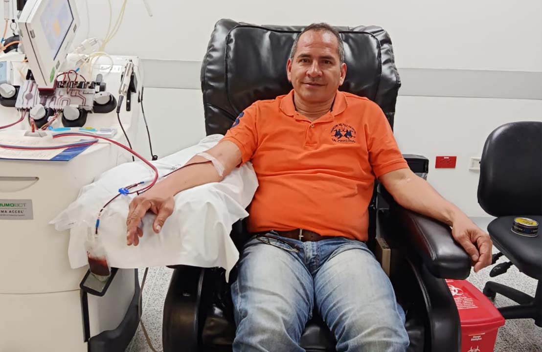 Imagen héroe donando