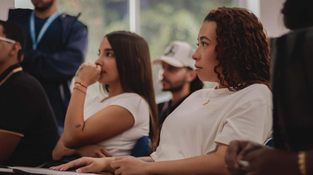 Imagen jóvenes de Parceros recibieron becas de manutención (1)