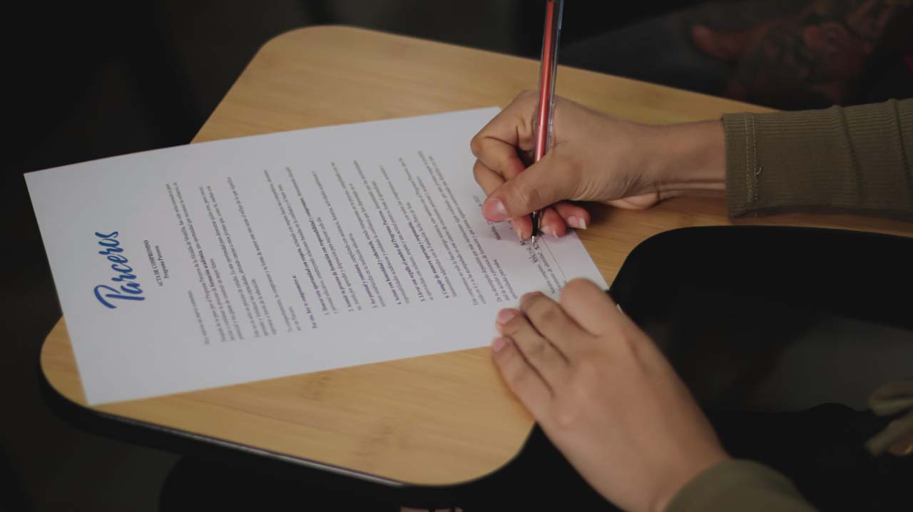 Imagen jóvenes de Parceros recibieron becas de manutención (1)