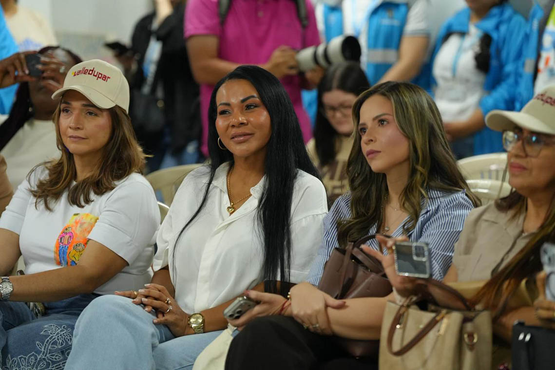 Imagen de grupo de mujeres