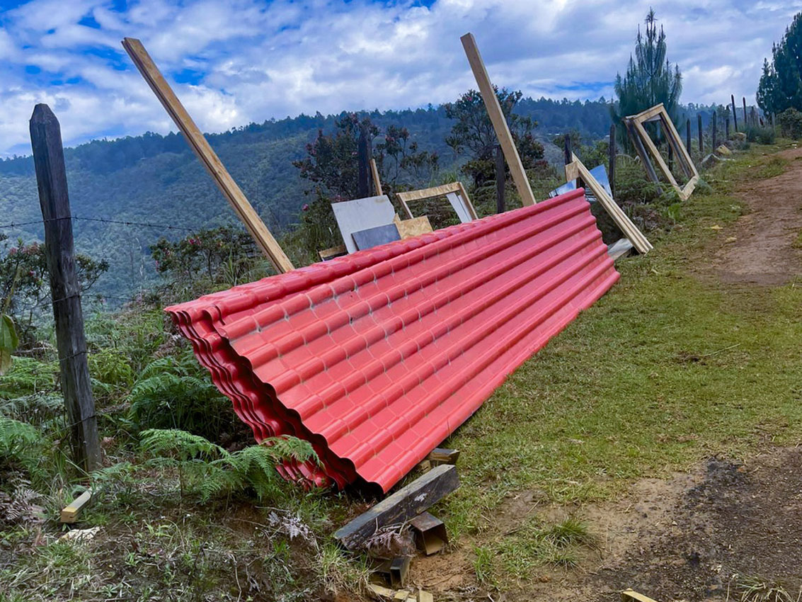 Imagen glamping ilegal en Santa Elena (5)