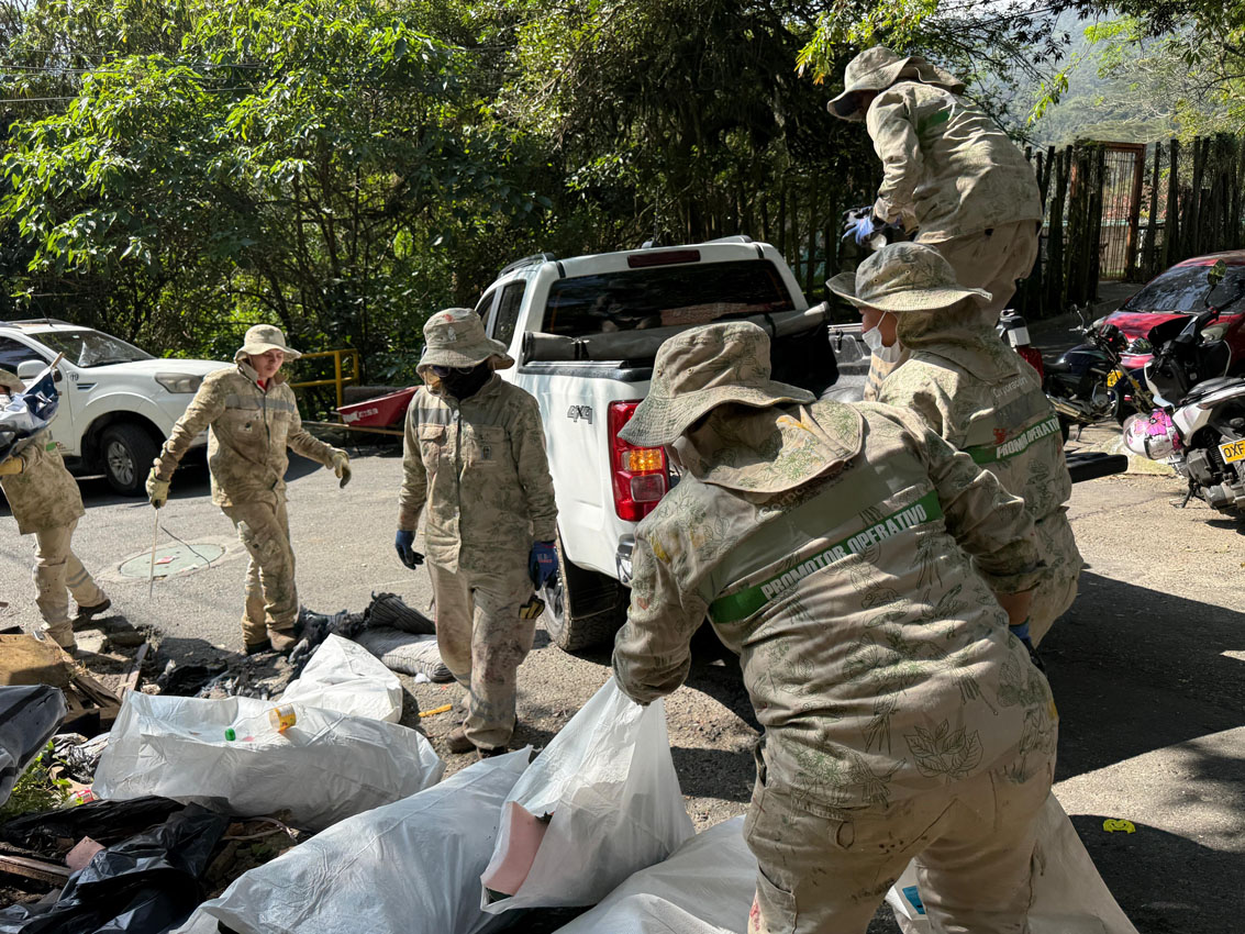 Imagen jornada de ornato y aseo en sector El Concejo, Altavista (5)