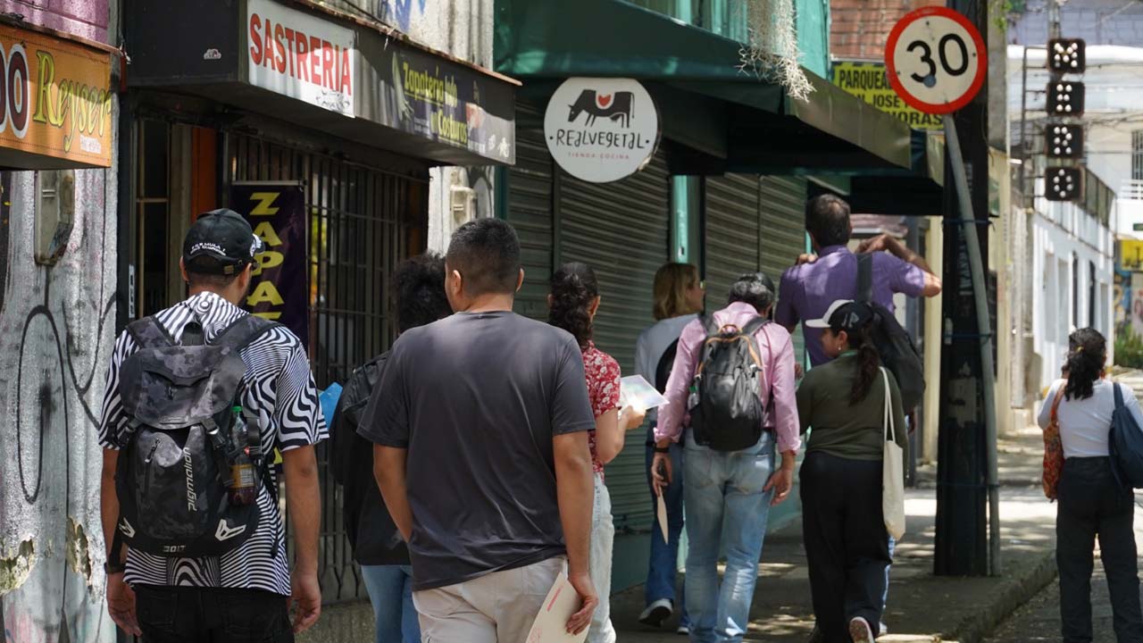 Imagen seis nuevas rutas turísticas inicia Vive El Poblado (1)