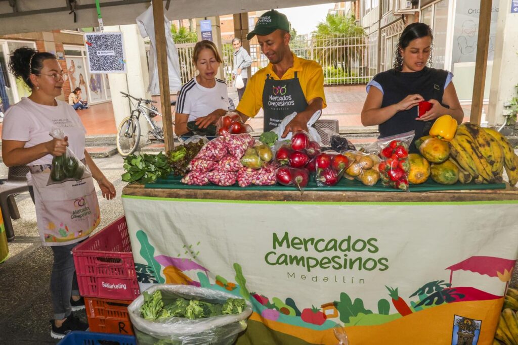 Rigoberto de Jesús Soto Grajales en Mercados Campesinos