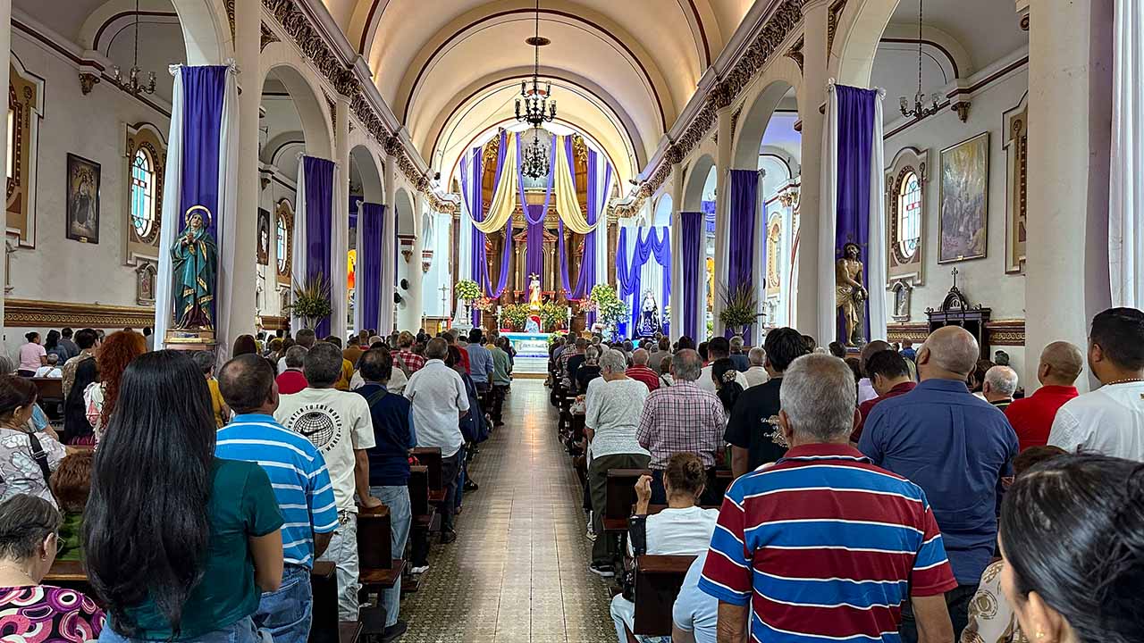 Interior Iglesia de San José