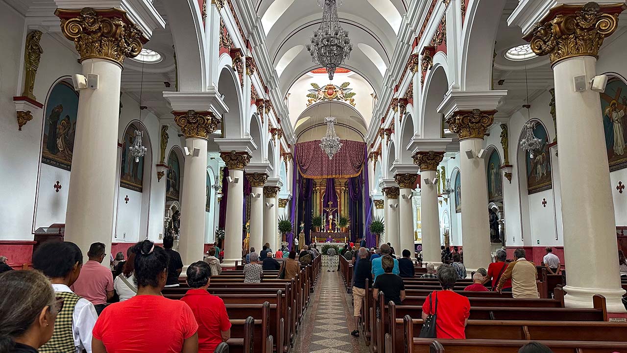 Iglesias del Centro de Medellín que guardan la historia de la ciudad