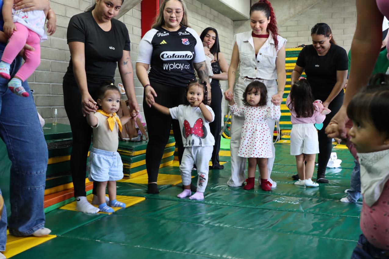 Estrategia de estimulación del INDER Estrategia de estimulación del INDER