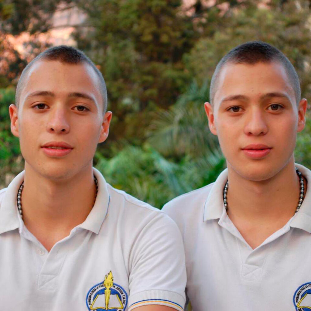 Alexánder y Andrés Villa Pineda