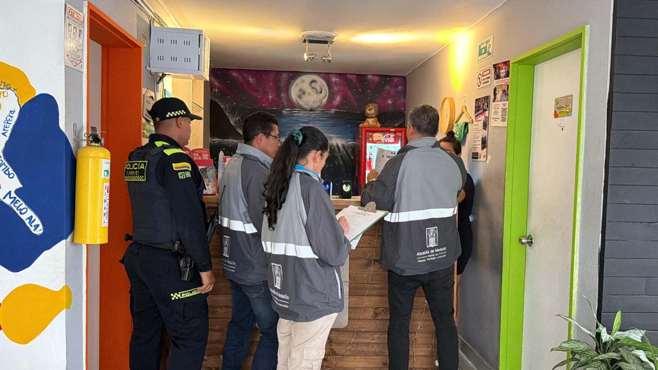 Imagen controles a viviendas turísticas y hoteles de Medellín (1)
