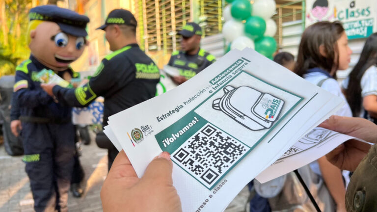 Imagen Autoridades adelantan acciones en entornos escolares para prevenir la violencia juvenil (4)