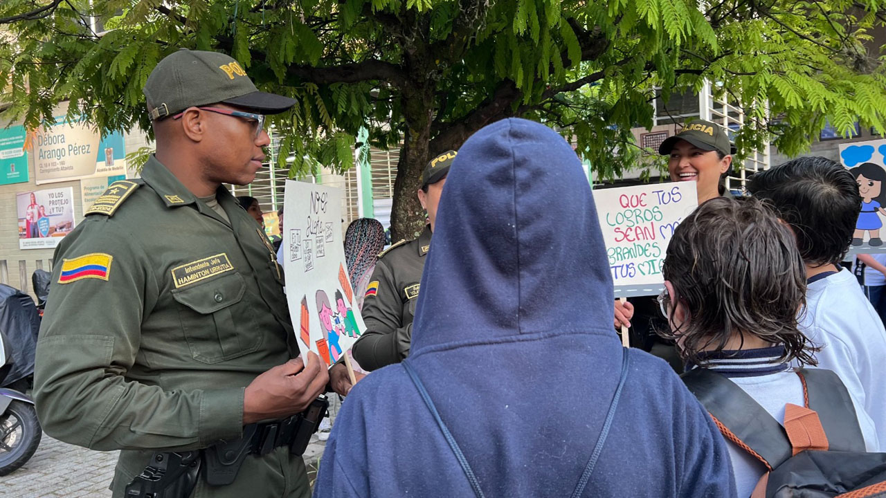 Imagen Autoridades adelantan acciones en entornos escolares para prevenir la violencia juvenil (5)