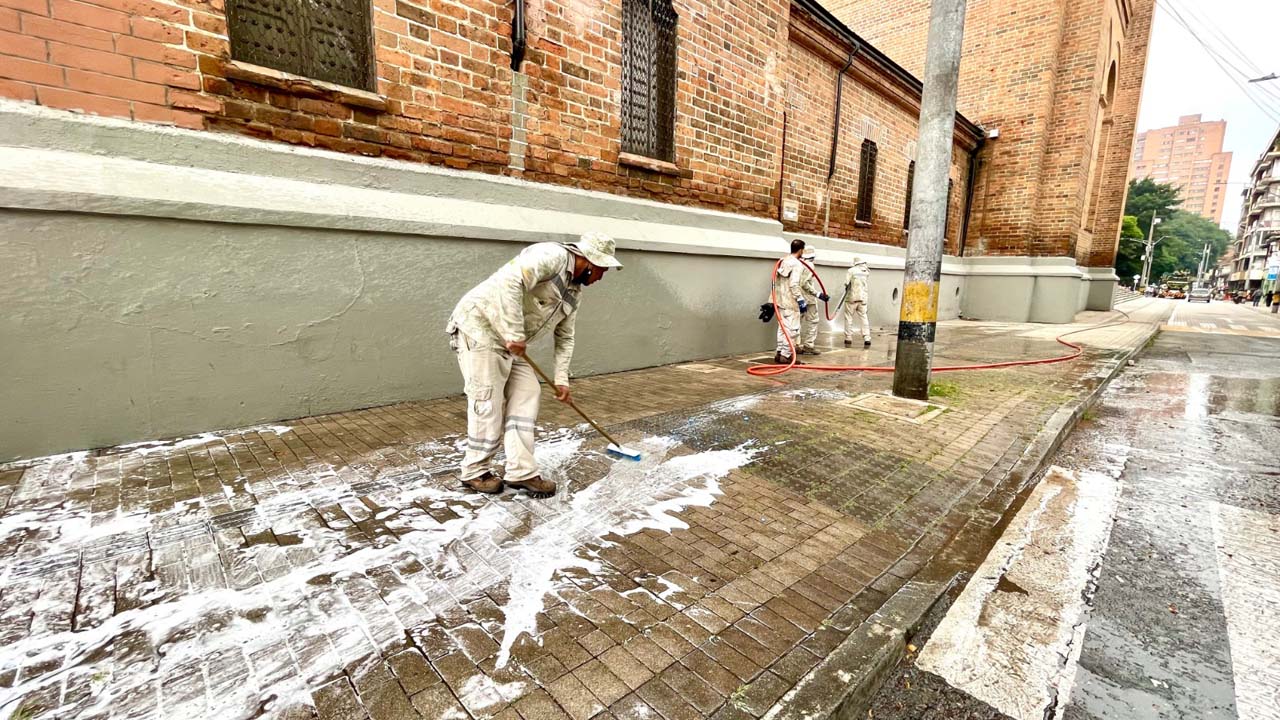 Imagen Medellín embellece sus templos emblemáticos para Semana Santa (1)