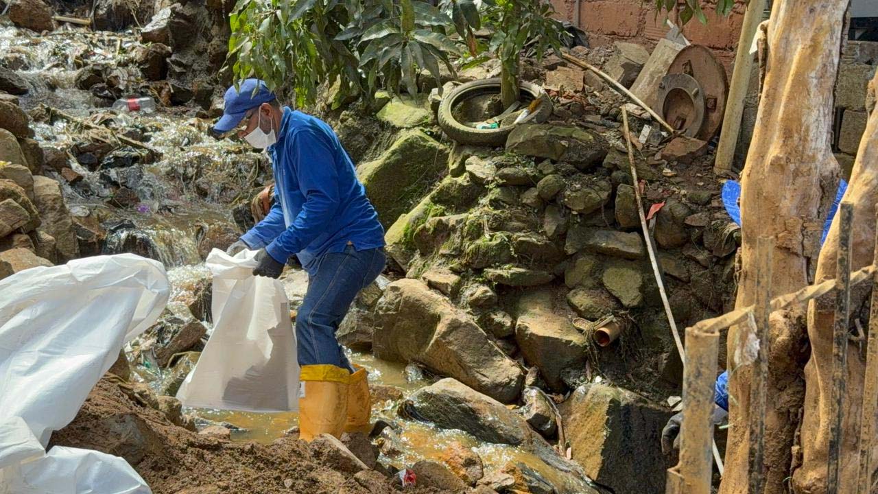 Imagen emergencia por lluvias en Manrique (1)