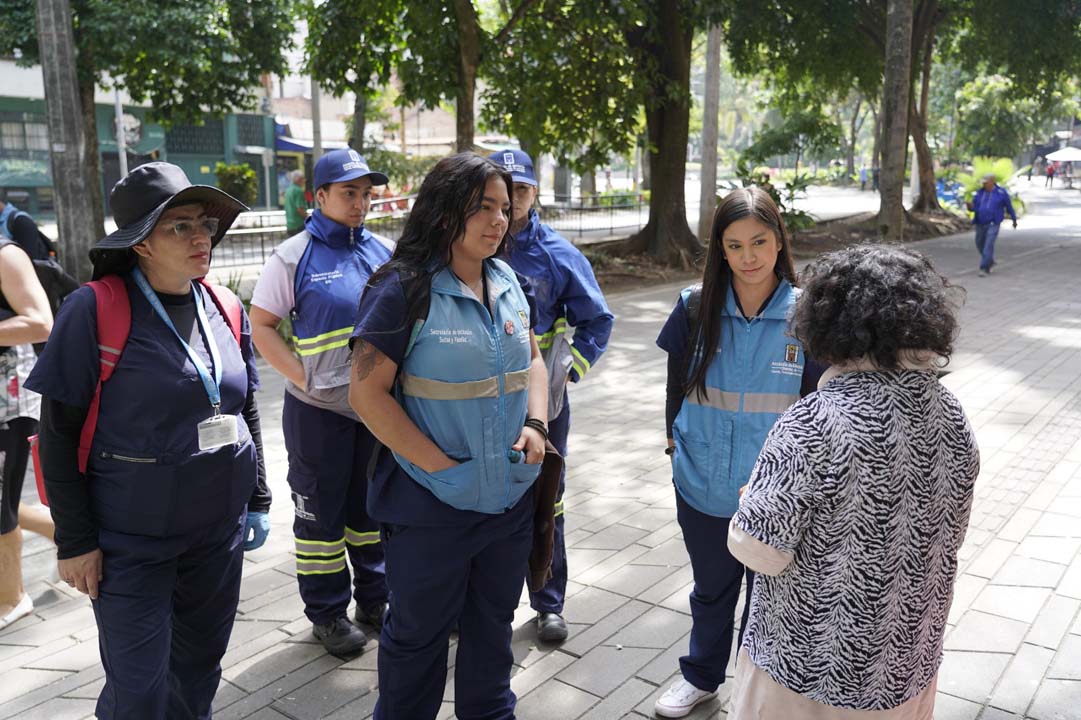 Imagen recuperación del Centro de Medellín con la intervención integral del Puesto de Mando Unificado Social (1)
