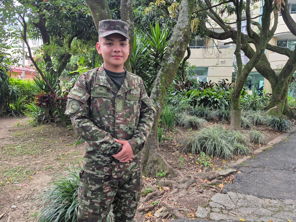 Imagen soldados de la Cuarta Brigada del Ejército se gradúan de bachilleres LONDONO