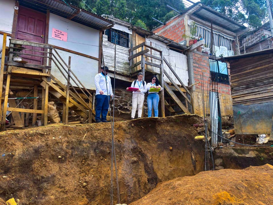 Imagen temporada de lluvias, Distrito lleva mensaje de prevención a los territorios más vulnerables (1)
