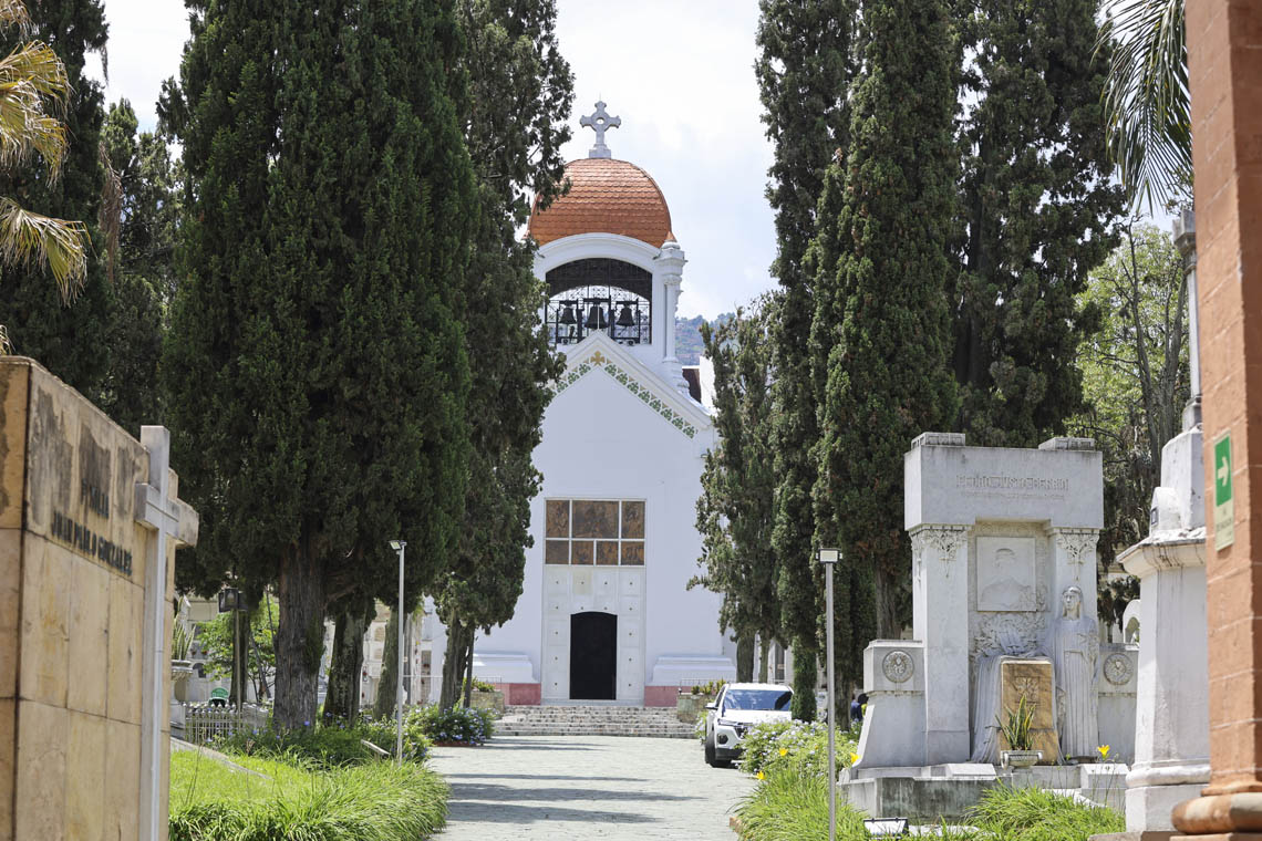 Foto panorámica del Museo Cementerio San Pedro 3