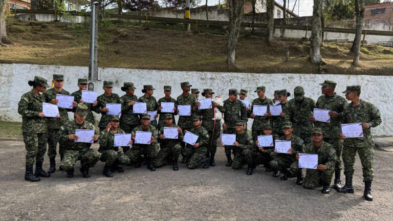Imagen Gracias a Parceros, jóvenes que prestan servicio militar reciben orientación en salud mental y proyecto de vida (4)