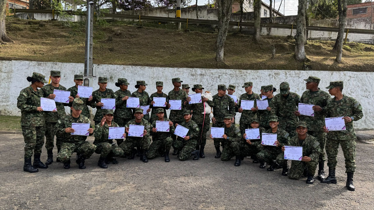 Imagen Gracias a Parceros, jóvenes que prestan servicio militar reciben orientación en salud mental y proyecto de vida (4)