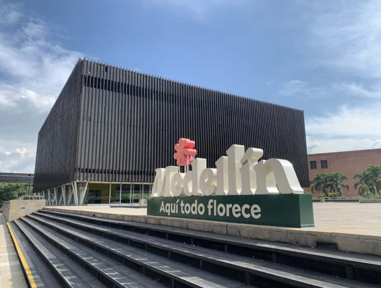 Imagen “Medellín, aquí todo florece” (1)