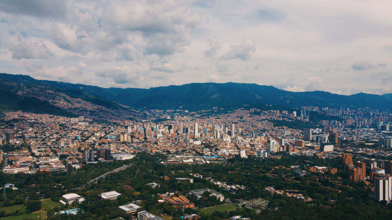 Medellín refuerza las acciones para proteger cerros, quebradas y bosques Imagen Medellín refuerza las acciones para proteger cerros, quebradas y bosques (4)