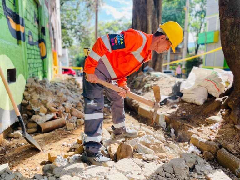 Imagen Presupuesto Participativo transforma vidas en la comuna 1 Popular (2)