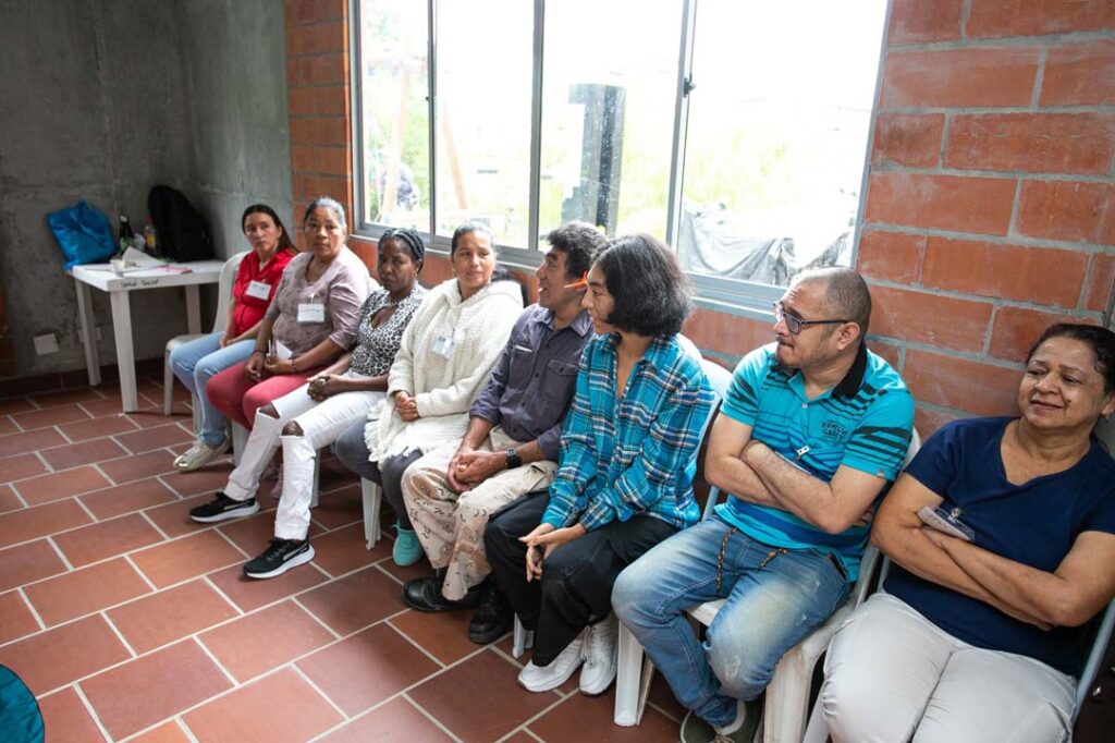 Imagen Tejiendo Hogares (1)