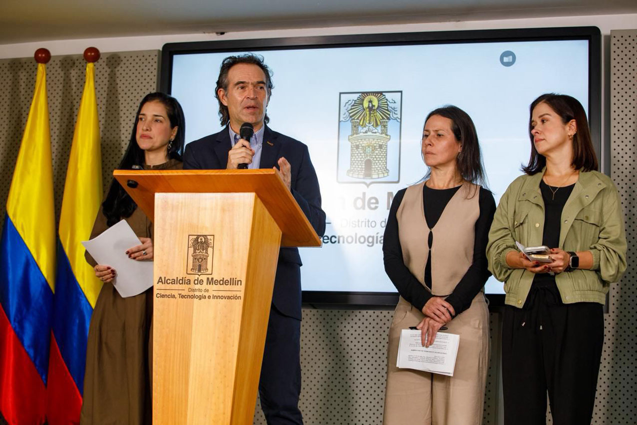 Imagen alcalde Federico Gutiérrez reconocimiento internacional Cero Hambre (1)