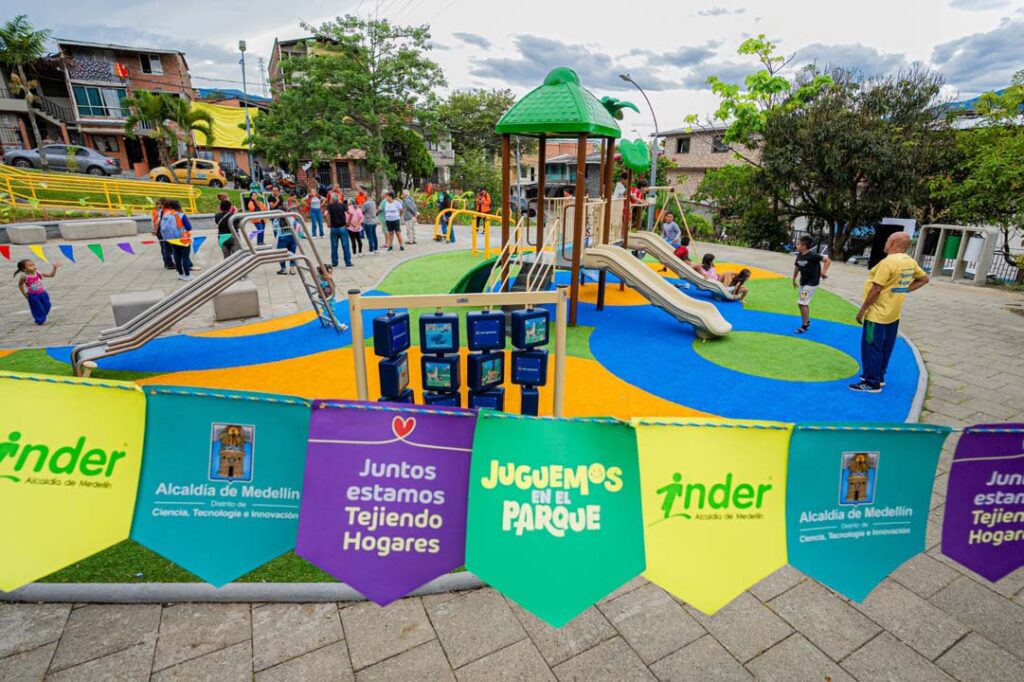 Juguemos en el parque Imagen Juguemos en el parque (1)