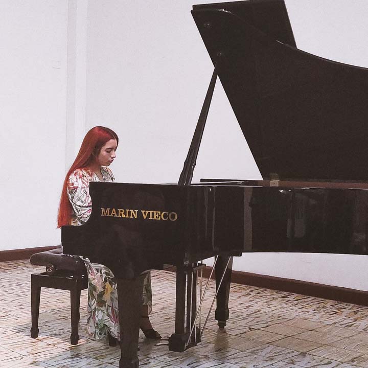 Imagen Manuela y su aprendizaje musical foto1