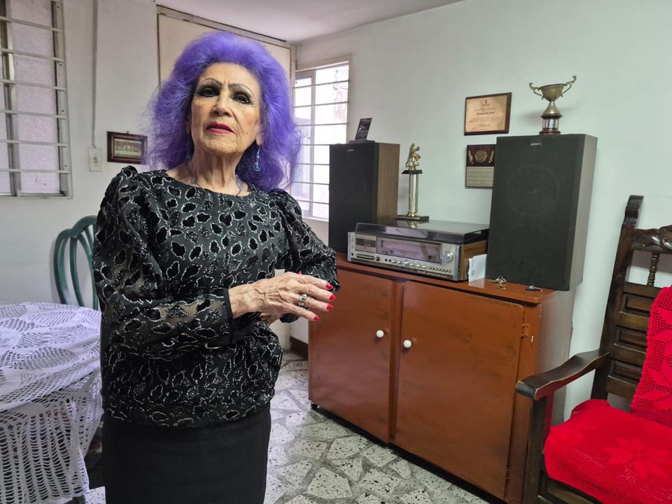 Imagen bailarina de 93 años que ha enaltecido el Festival Internacional de Tango de Medellín MEDIO - copia