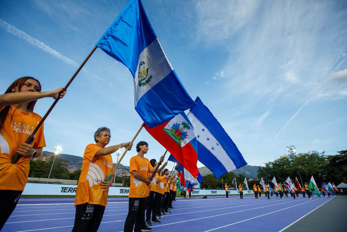 Imagen de banderas en la inauguración del Campeonato Panamericano de Atletismo
