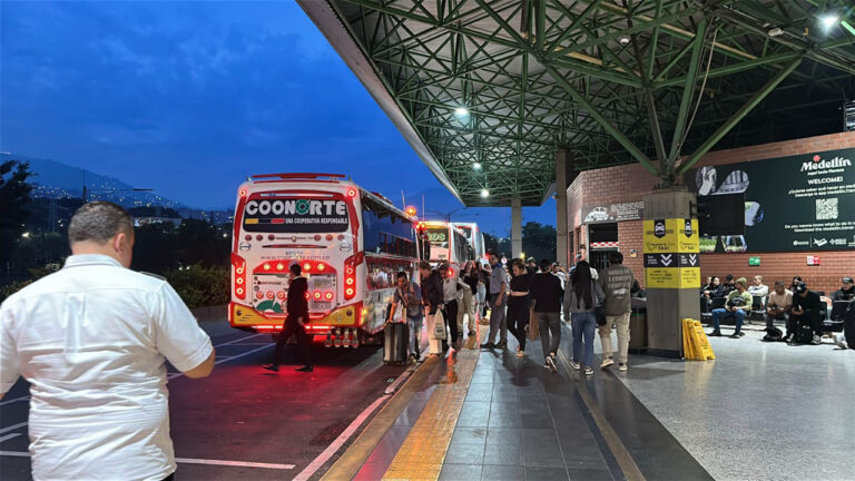 Imagen de terminal de transporte