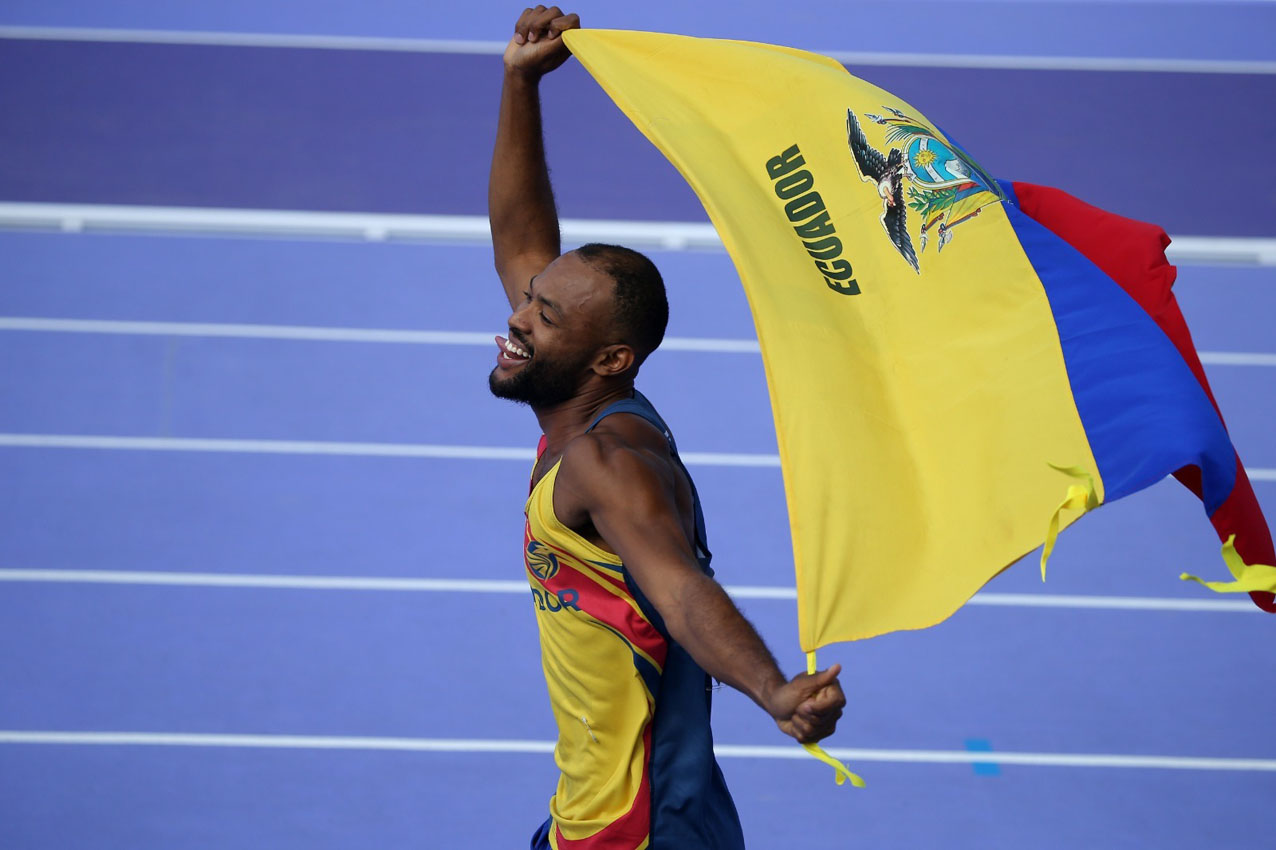 Imagen deportistas de todo el continente estrenaron el renovado estadio de atletismo (6)