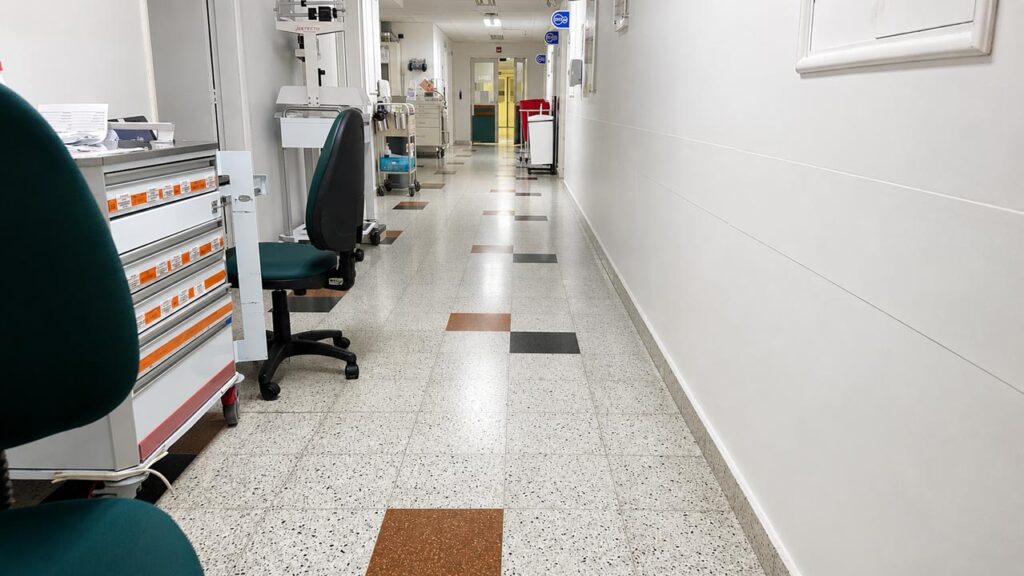 Interior del Hospital General Imagen la cirugía que le devolvió la sonrisa a Luz Yerly Interior HGM