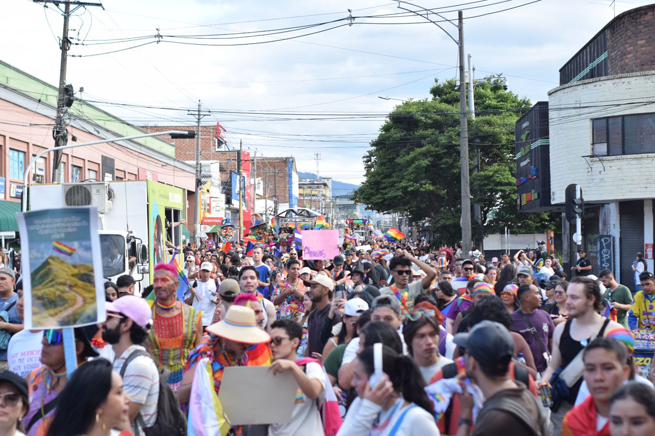 Imagen marcha por el orgullo y la diversidad en Medellín (1)