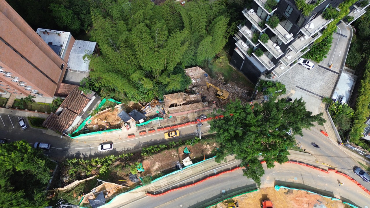 Imagen obras en vía Linares con la loma de El Tesoro avanzan (3)