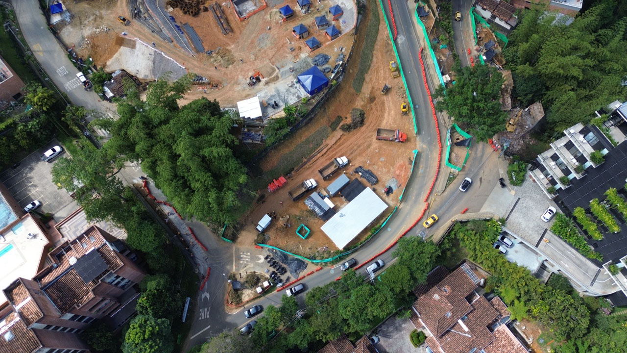 Imagen obras en vía Linares con la loma de El Tesoro avanzan (4)