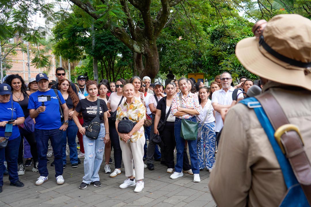 guía de Coolturízate que invita a redescubrir el Centro de Medellín foto 10.jpg