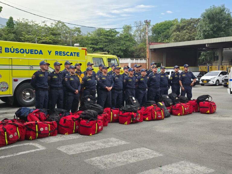 Bomberos Medellín en Venezuela (1)
