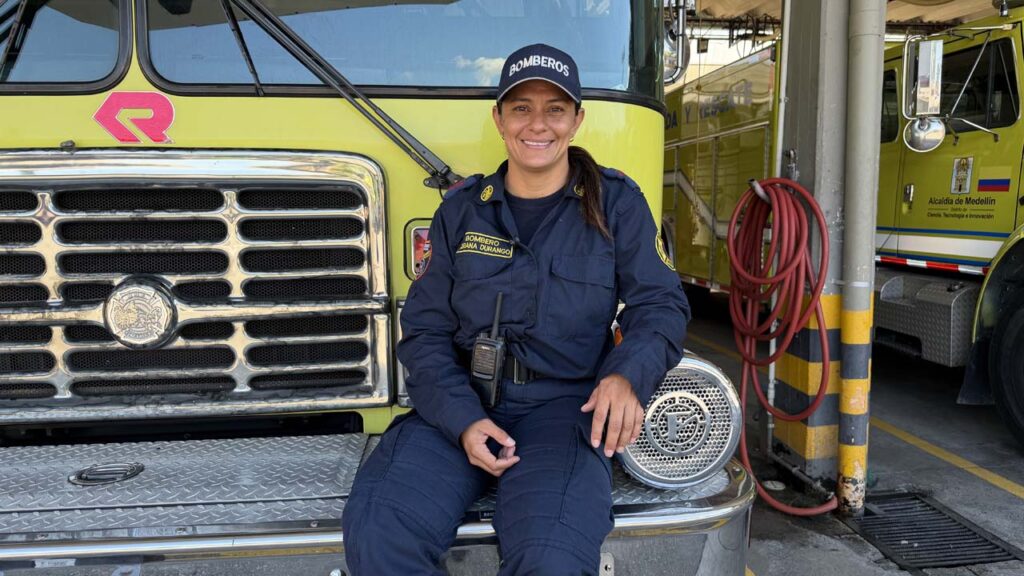 Bomberos Medellín en Venezuela (8)