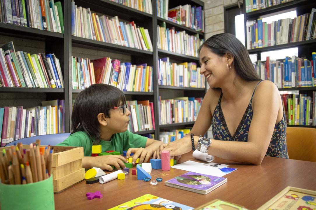 Imagen Centro de Documentación transformó la maternidad y el hábito lector de su hijo 5