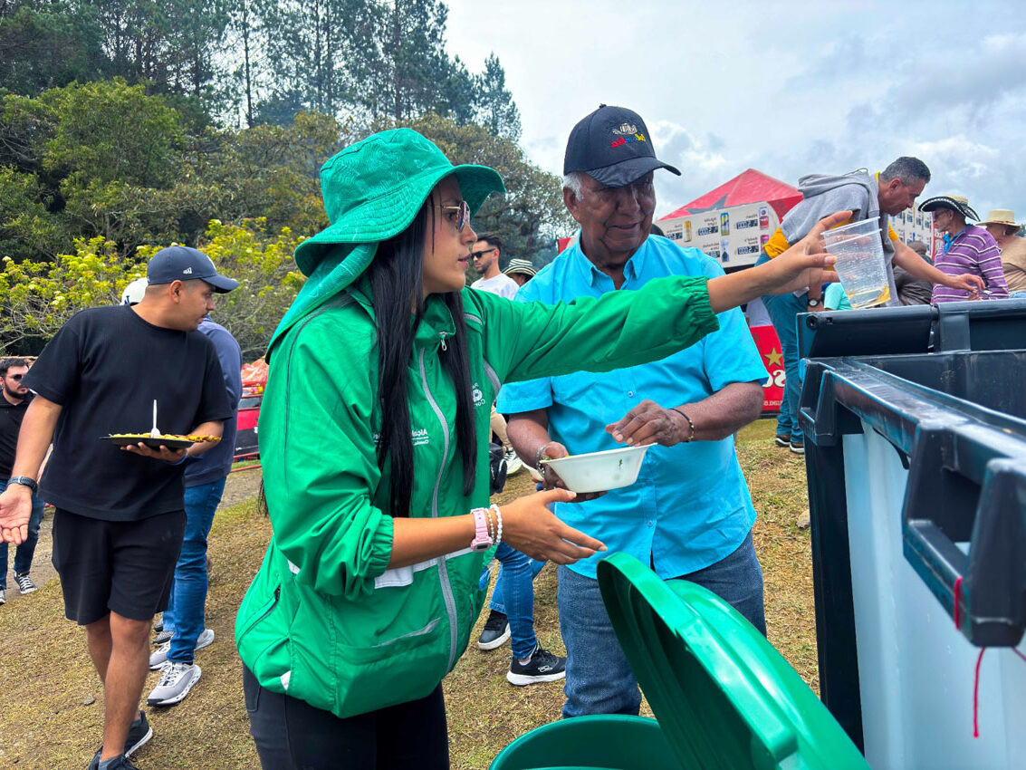 Imagen Festival del Sancocho de Santa Elena dejó más de 5.8 toneladas de residuos aprovechables (6)