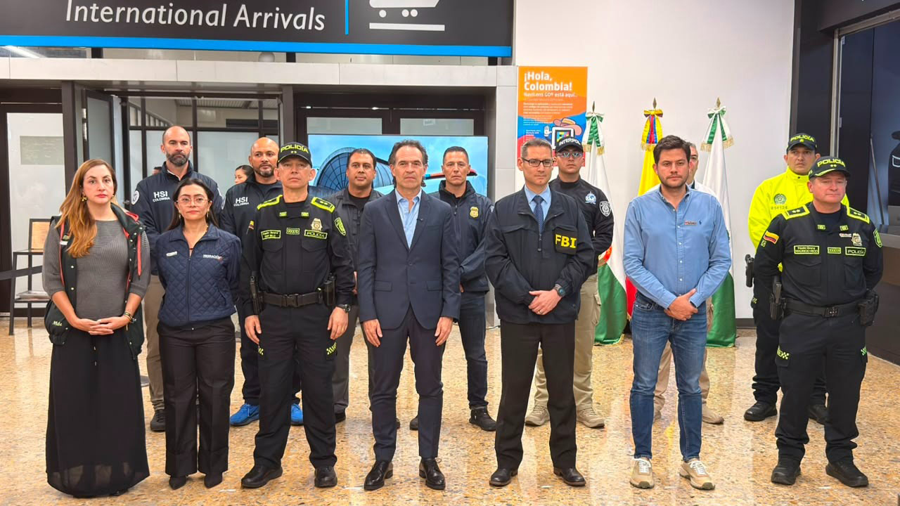 Imagen Task Force Medellín 2026 que une capacidades de Colombia y Estados Unidos para reforzar la seguridad durante la Feria de las Flores y Colombiamoda (3)