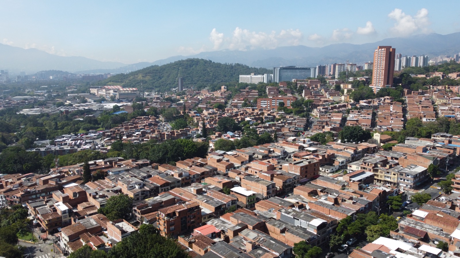 Imagen acceso a la vivienda en Medellín (1)